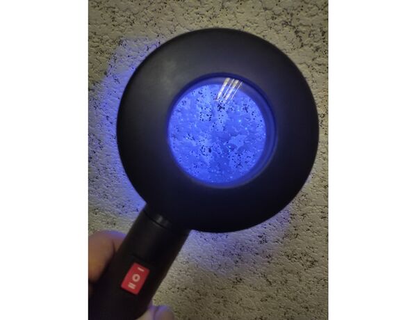 Сапфир-2В — ветеринарная люминесцентная лампа Вуда